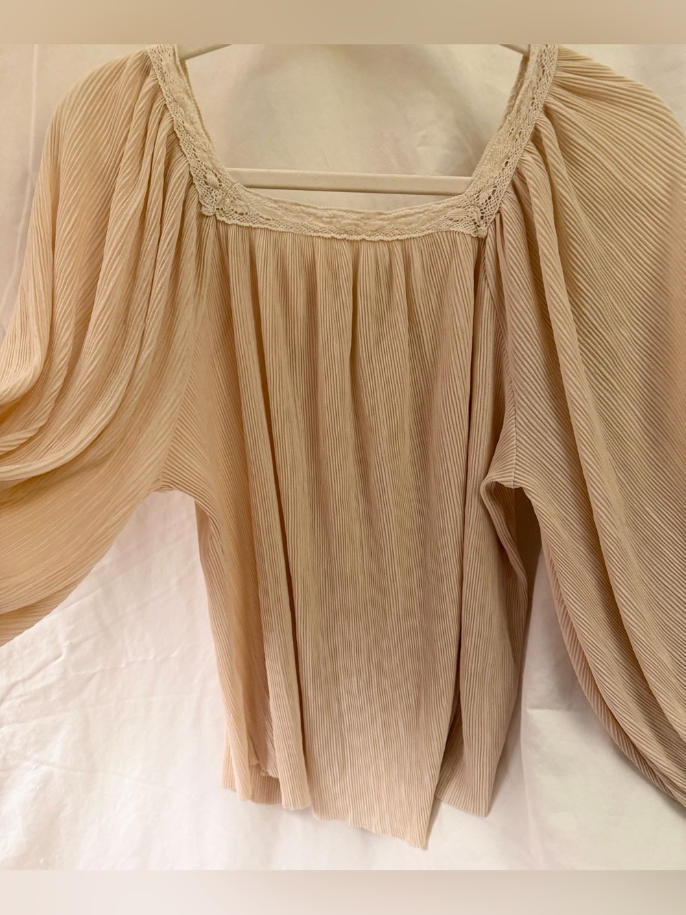 Blu Pepper design California size M erethreal feminine beige cream tan blouse - Picture 7 of 7
